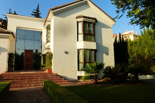 5 bedroom Villa For Sale in Marbella, Málaga - thumb 22