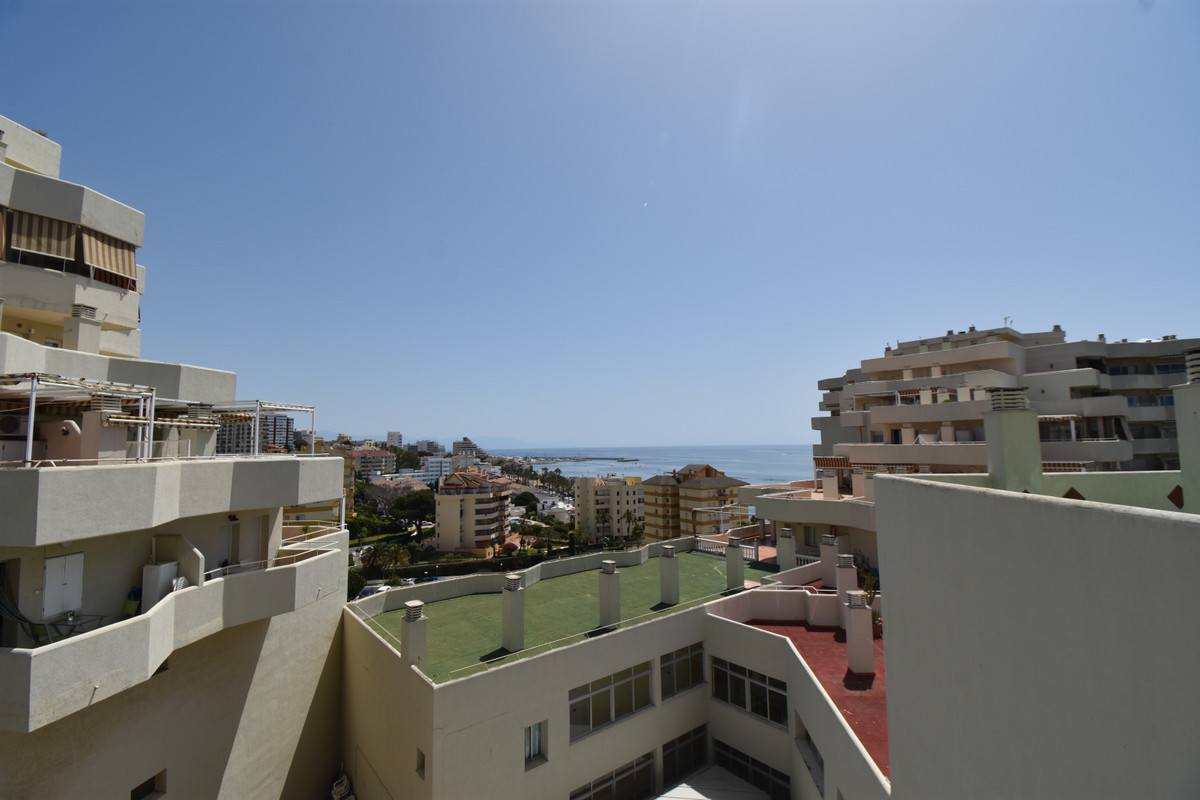 1 bedroom Apartment For Sale in Benalmadena Costa, Málaga - thumb 24