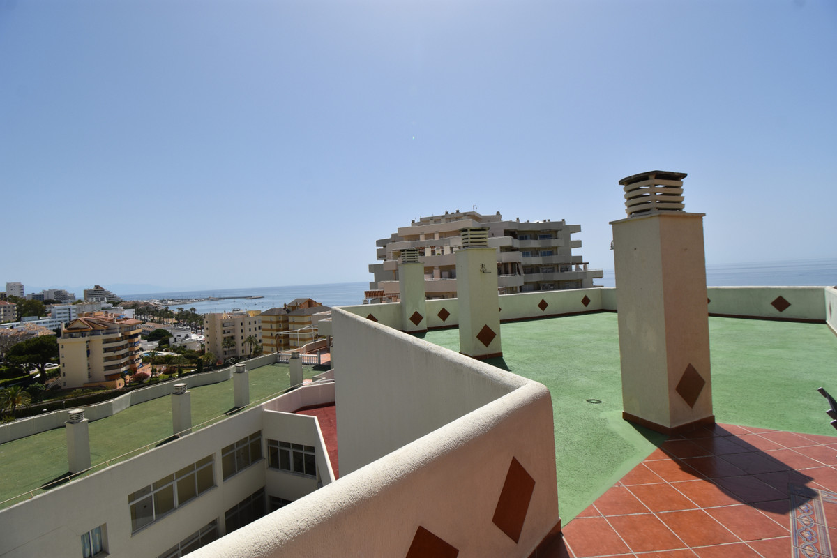 1 bedroom Apartment For Sale in Benalmadena Costa, Málaga - thumb 29