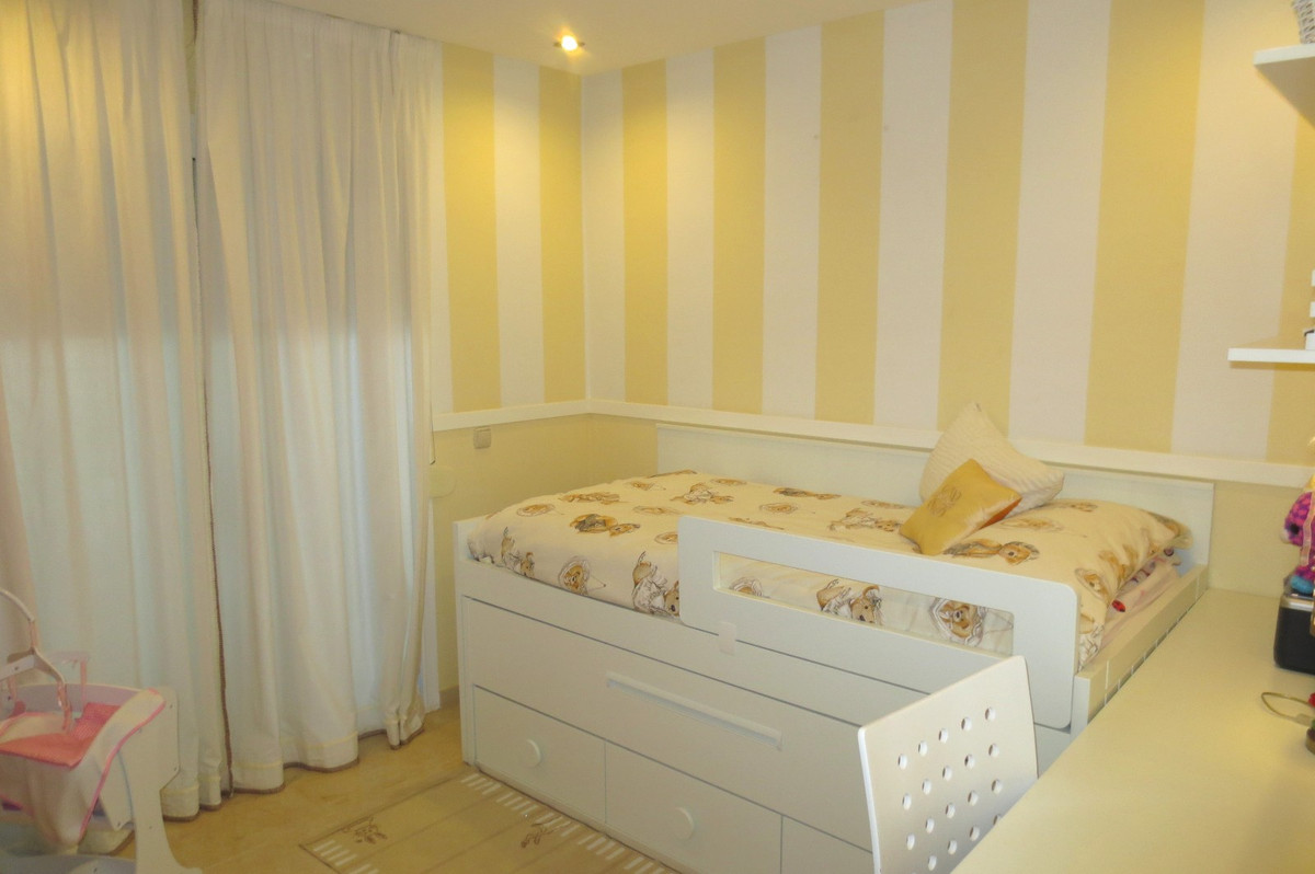 3 bedroom Townhouse For Sale in Torreblanca, Málaga - thumb 12