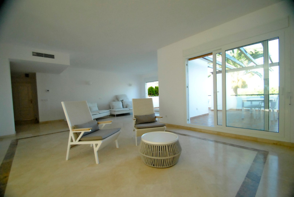 Apartment Penthouse in Los Monteros, Costa del Sol
