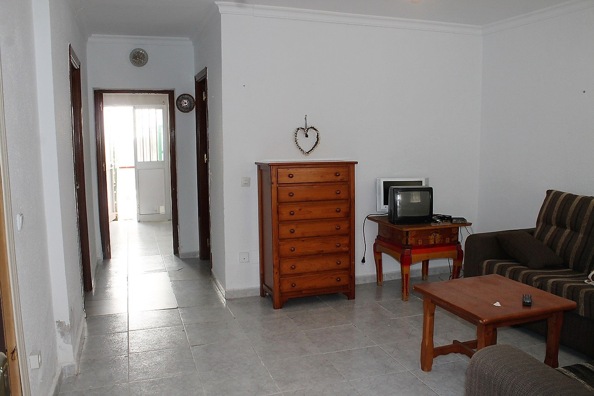 4 bedroom Townhouse For Sale in Fuengirola, Málaga - thumb 5