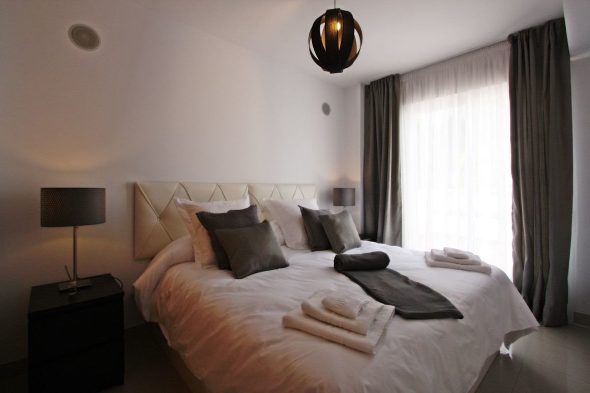 3 bedroom Apartment For Sale in Estepona, Málaga - thumb 11