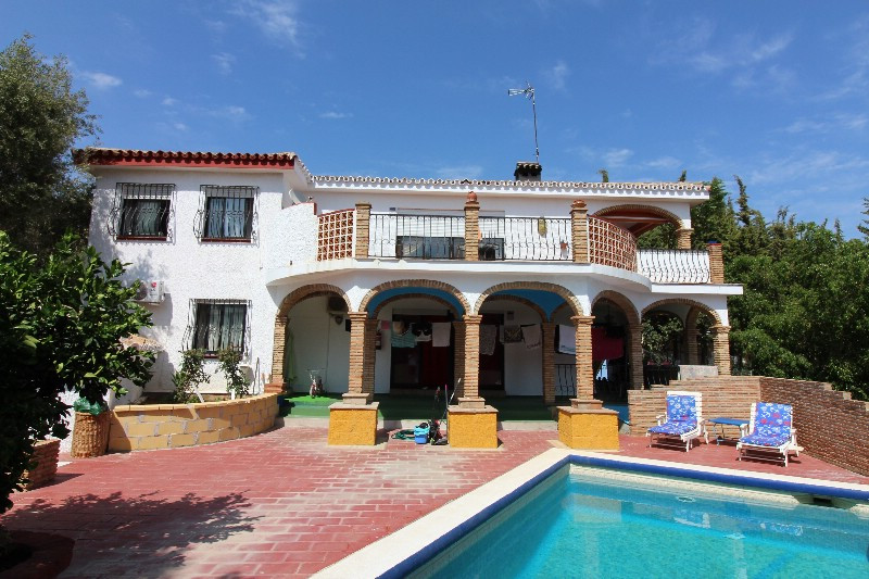 Villa en vente à Mijas Costa R3266392