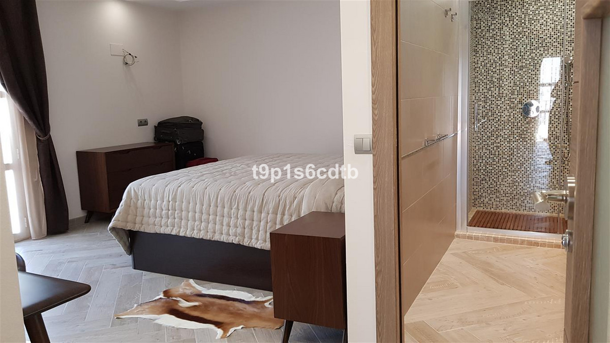 1 bedroom Apartment For Sale in Puerto Banús, Málaga - thumb 9
