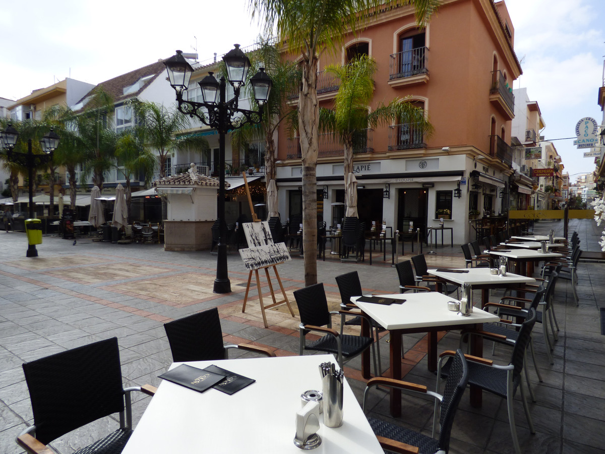 Commercial for sale in Fuengirola