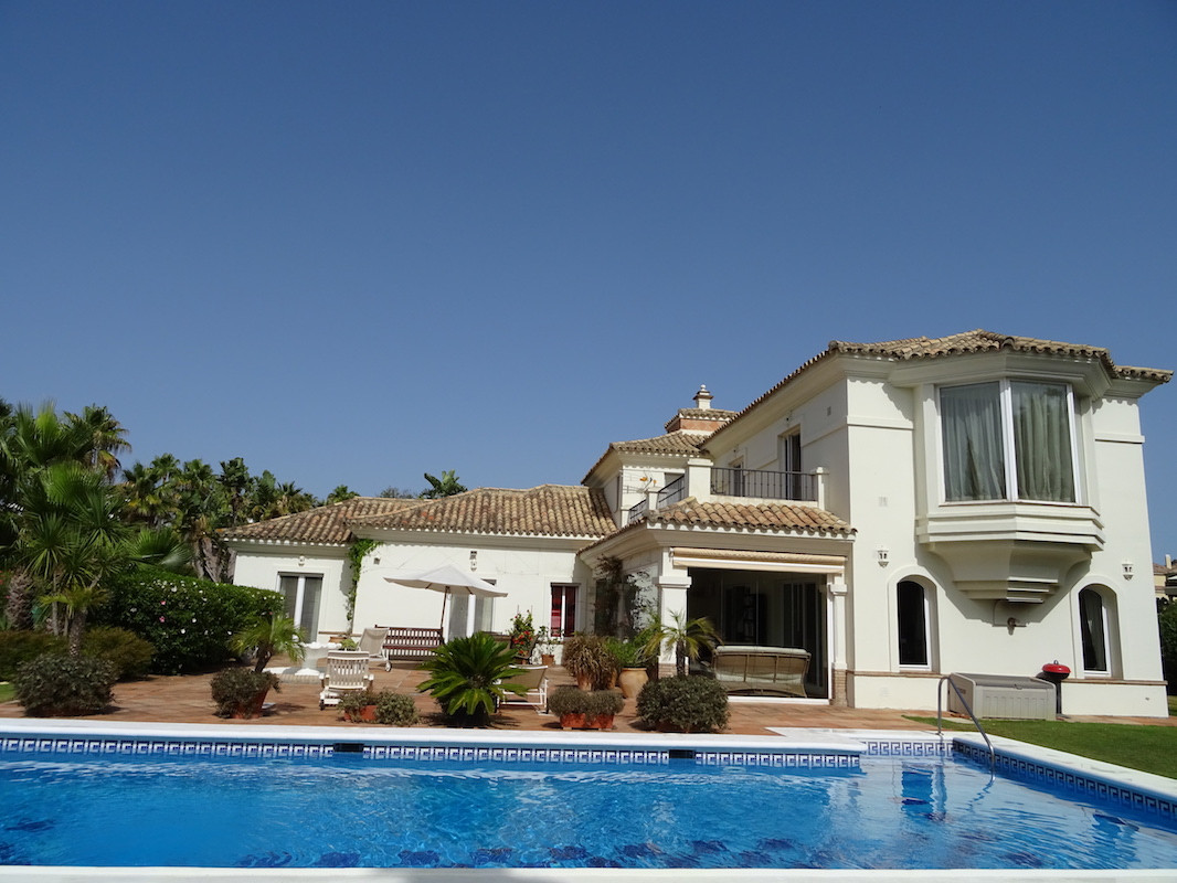 4 Bedroom Detached Villa For Sale Sotogrande Alto, Costa del Sol - HP3306496