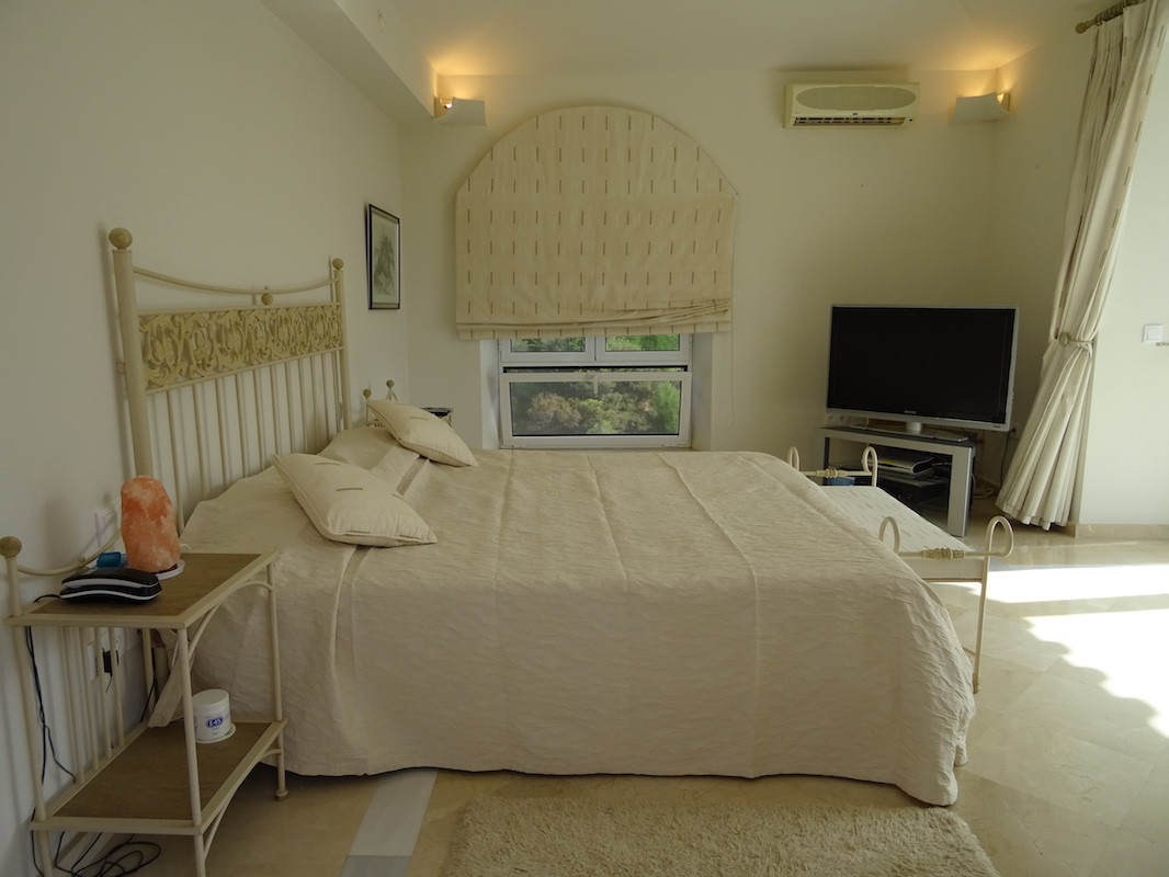 4 bedroom Villa For Sale in Sotogrande Alto, Cádiz - thumb 20