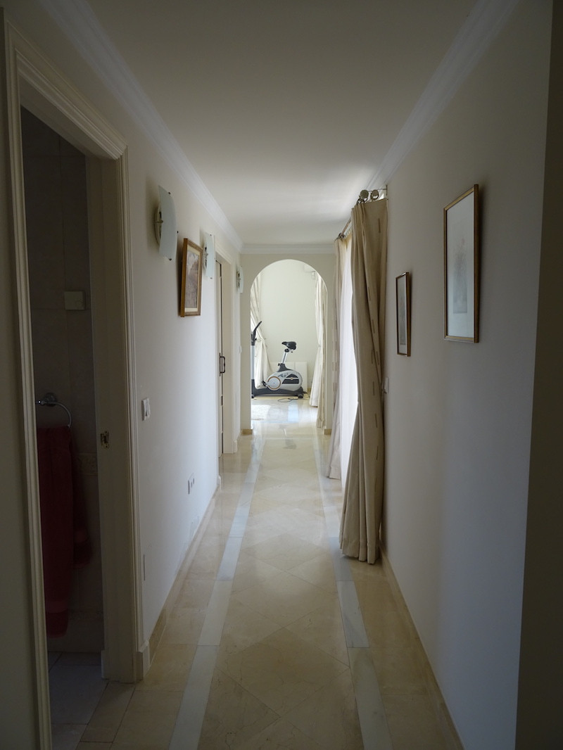 4 bedroom Villa For Sale in Sotogrande Alto, Cádiz - thumb 22