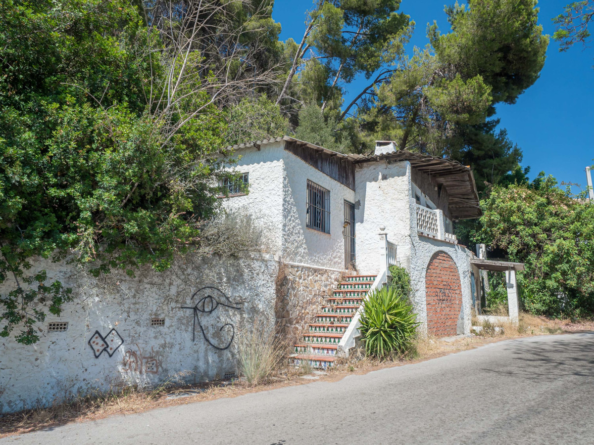 4 Bedroom Villa for sale Marbella