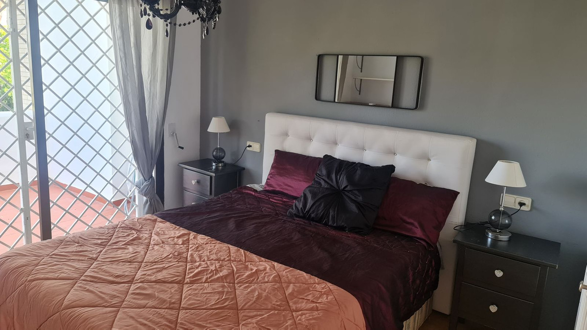 3 bedroom Townhouse For Sale in Nueva Andalucía, Málaga - thumb 41