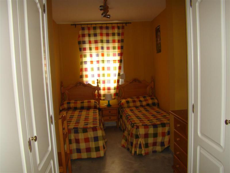 4 bedrooms Apartment in La Duquesa