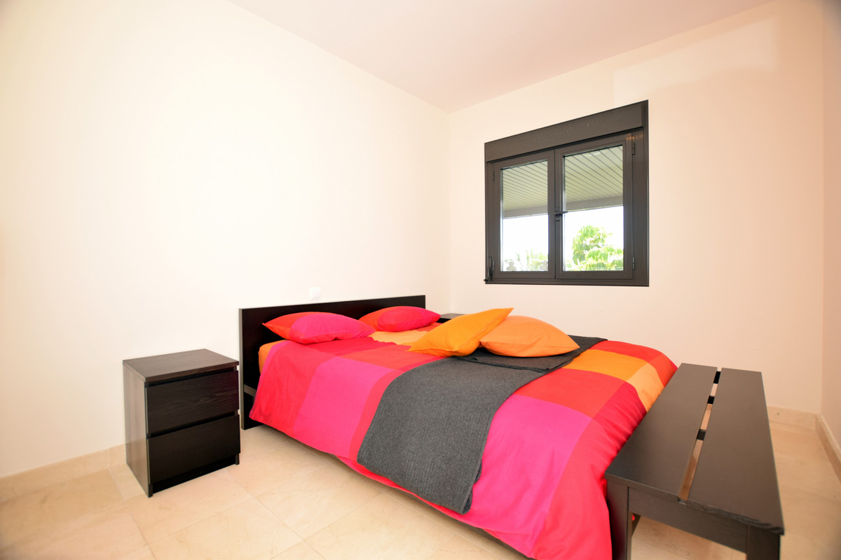 2 bedroom Apartment For Sale in Los Flamingos, Málaga - thumb 10