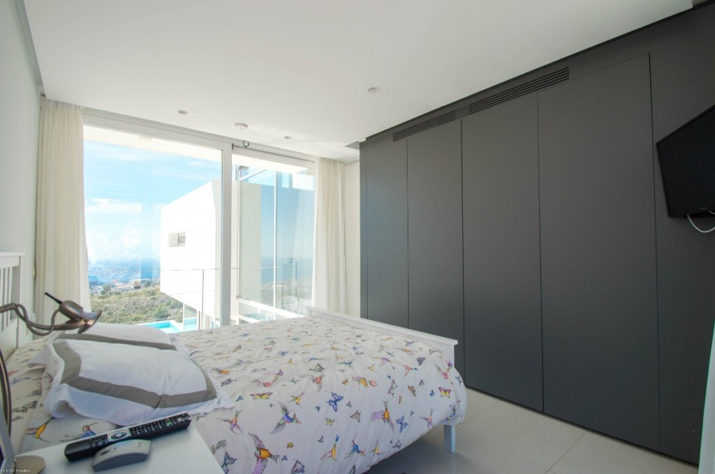 3 bedroom Villa For Sale in Benalmadena, Málaga - thumb 24