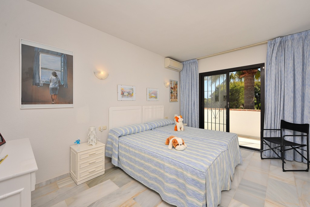 4 bedrooms Apartment in Calahonda