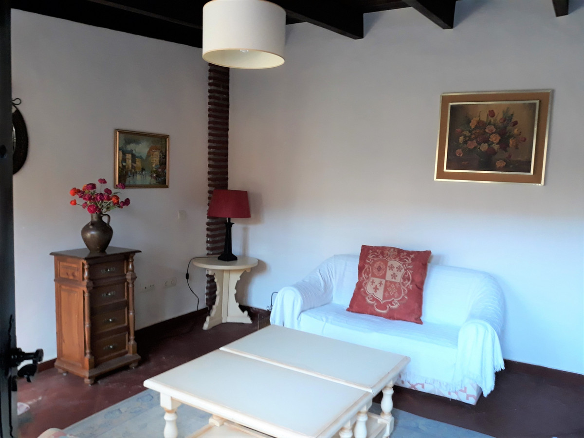 6 Bedroom Finca Villa For Sale Estepona