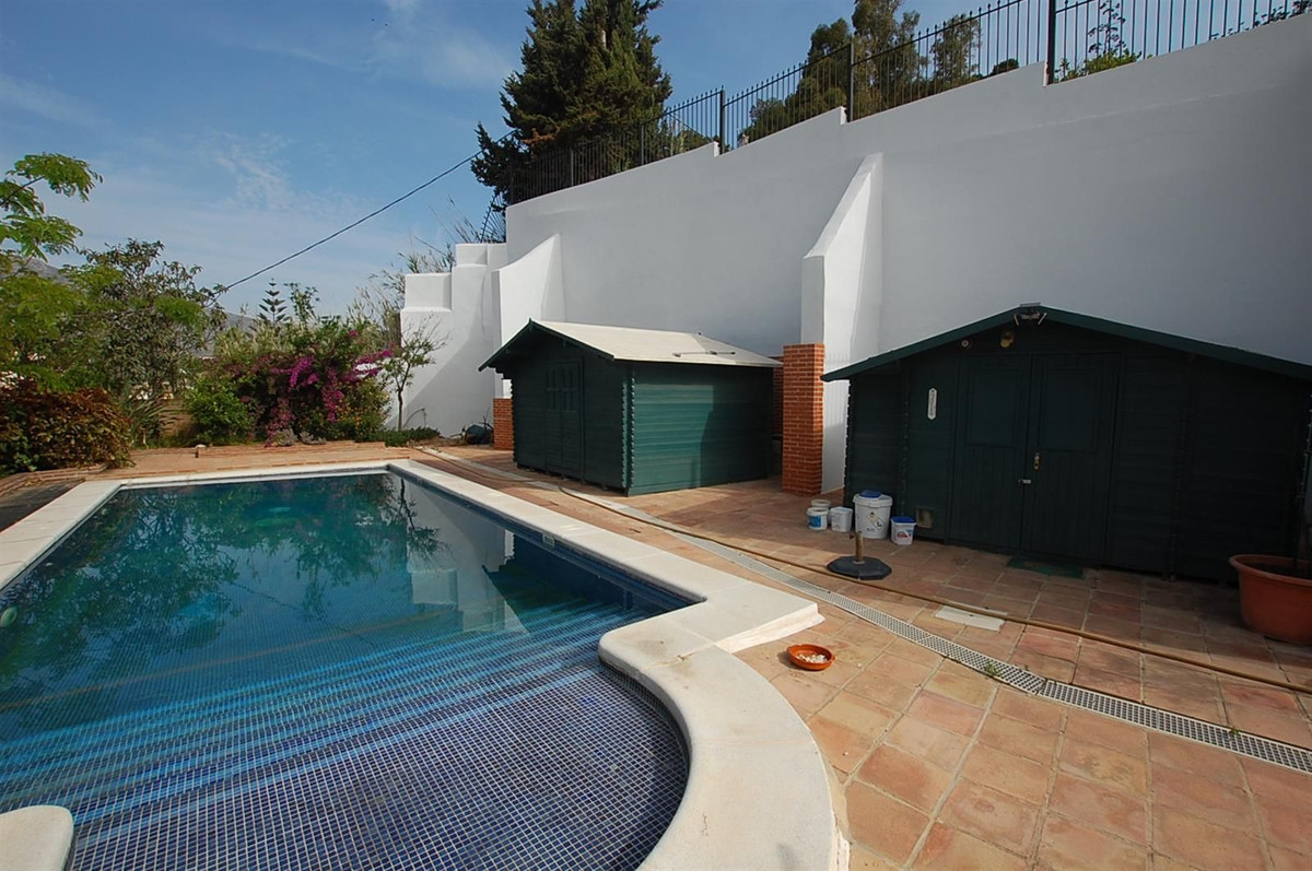 4 bedroom Villa For Sale in Torremolinos, Málaga - thumb 5