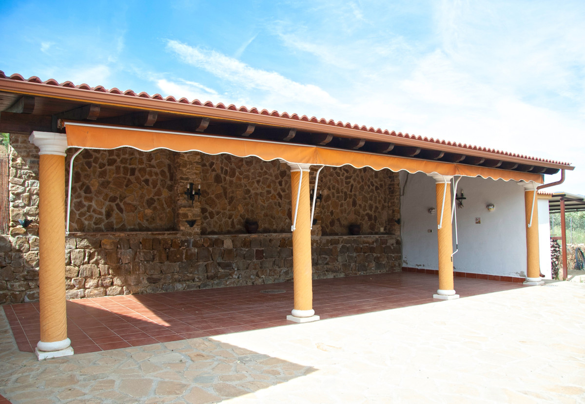 Villa Finca en El Burgo, Costa del Sol
