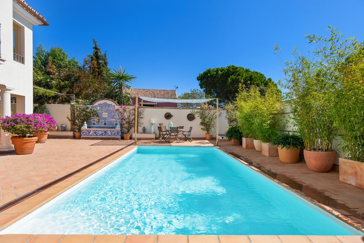 5 bedroom Villa For Sale in Marbella, Málaga - thumb 10