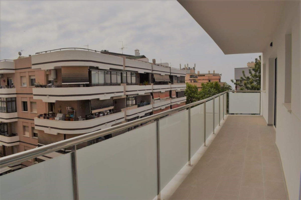 3 bedroom Apartment For Sale in Marbella, Málaga - thumb 10