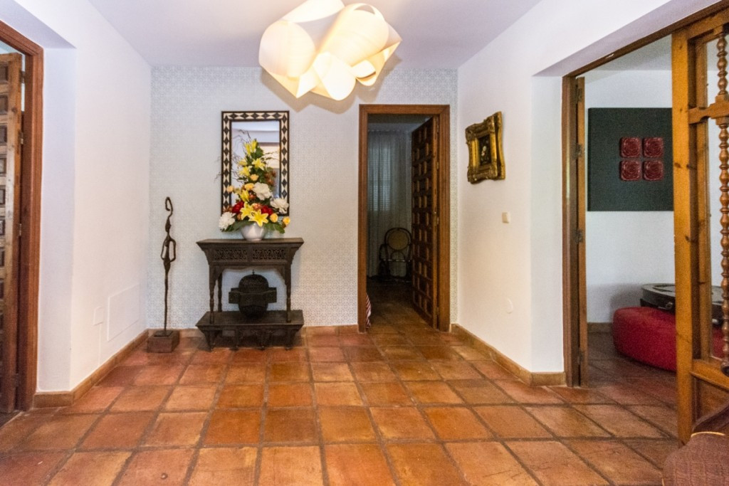 7 bedroom Villa For Sale in Benalmadena Pueblo, Málaga - thumb 17