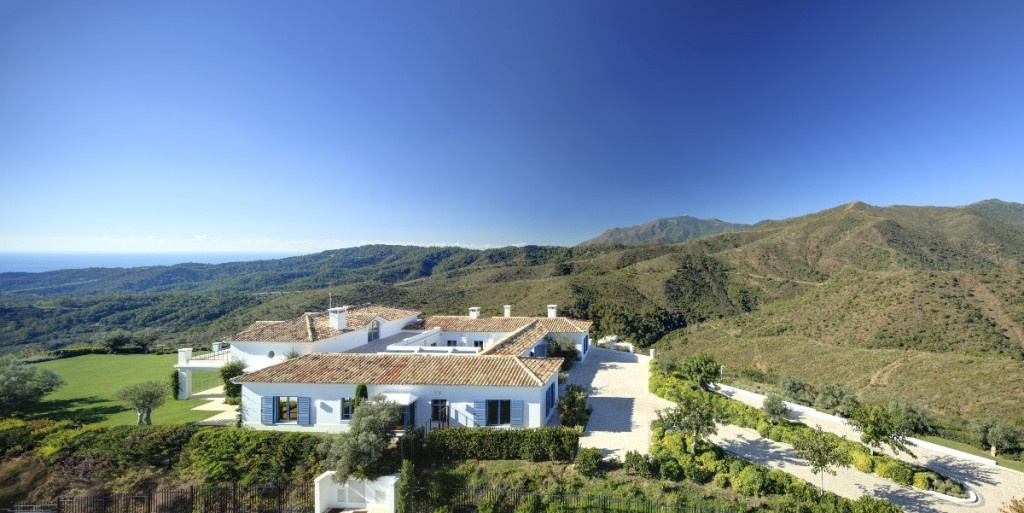 Villa for sale in Benahavís, Costa del Sol