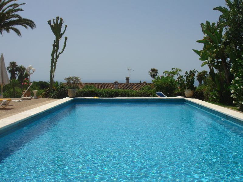 4 bedroom Villa For Sale in Marbella, Málaga - thumb 4