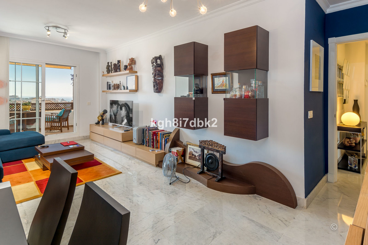 4 bedroom Apartment For Sale in Benalmadena Costa, Málaga - thumb 4