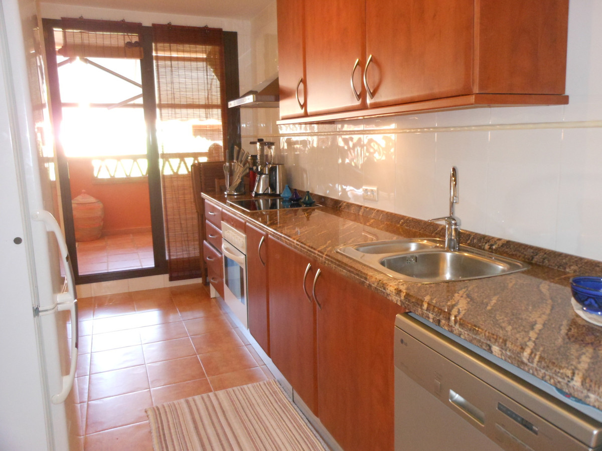 2 bedroom Apartment For Sale in The Golden Mile, Málaga - thumb 17