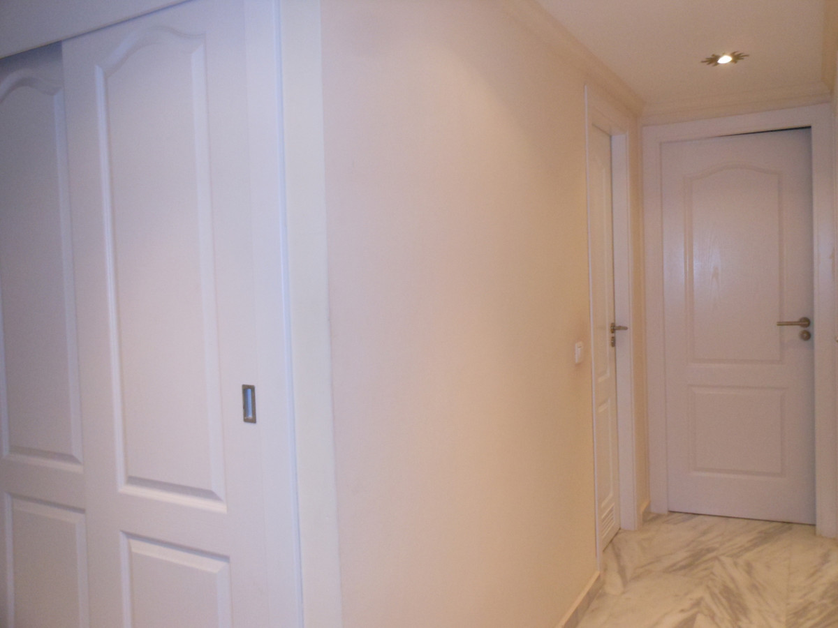 2 bedroom Apartment For Sale in The Golden Mile, Málaga - thumb 20