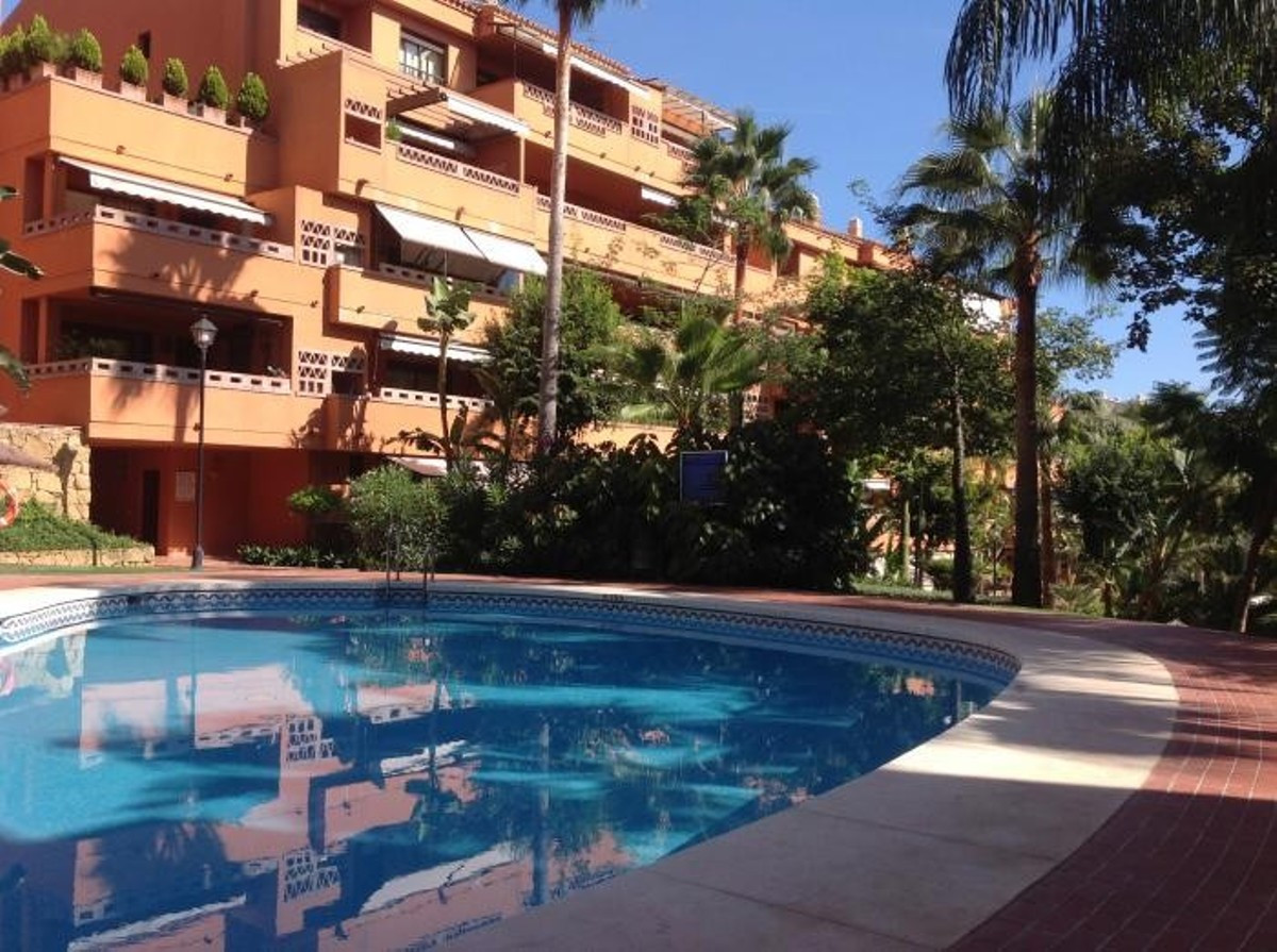 2 bedroom Apartment For Sale in The Golden Mile, Málaga - thumb 23