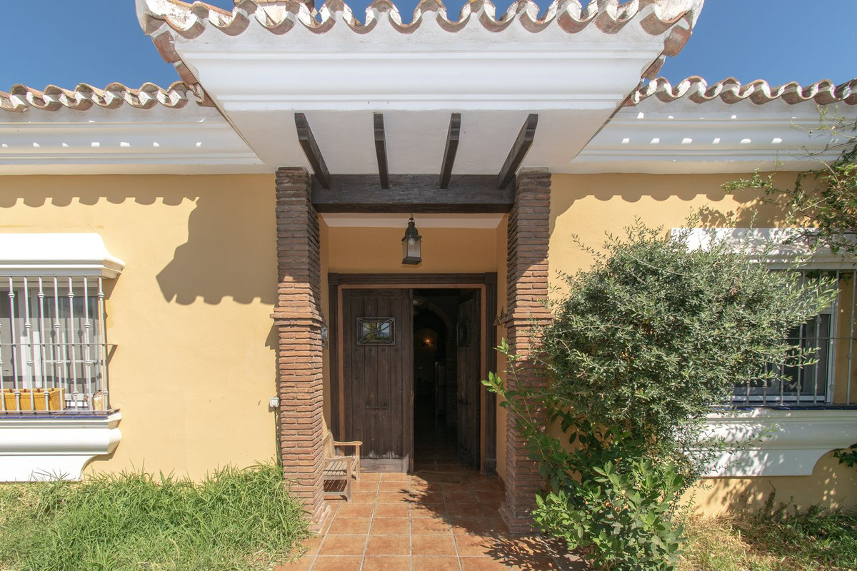 4 bedroom Villa For Sale in Campo Mijas, Málaga - thumb 4