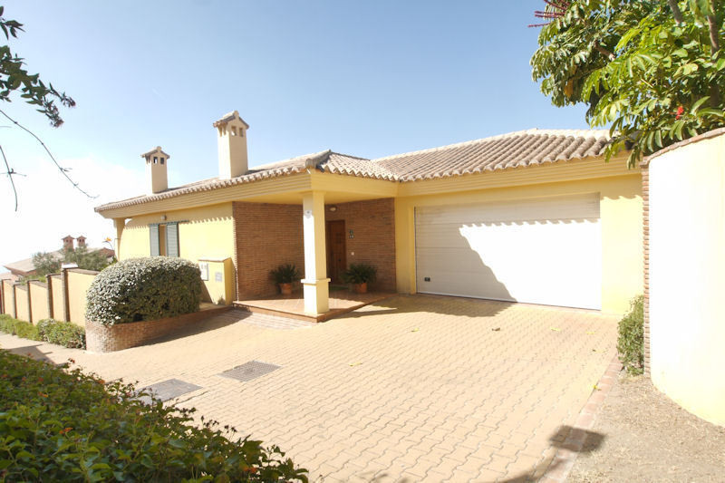 5 bedroom Villa For Sale in Benalmadena Costa, Málaga - thumb 24