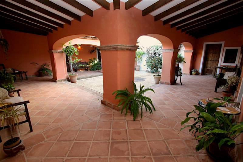10 bedrooms Villa in Mijas Costa
