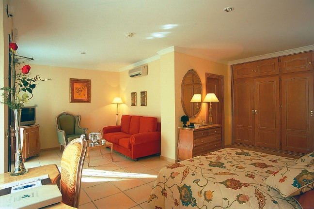 95 bedroom Commercial Property For Sale in Benahavís, Málaga - thumb 15