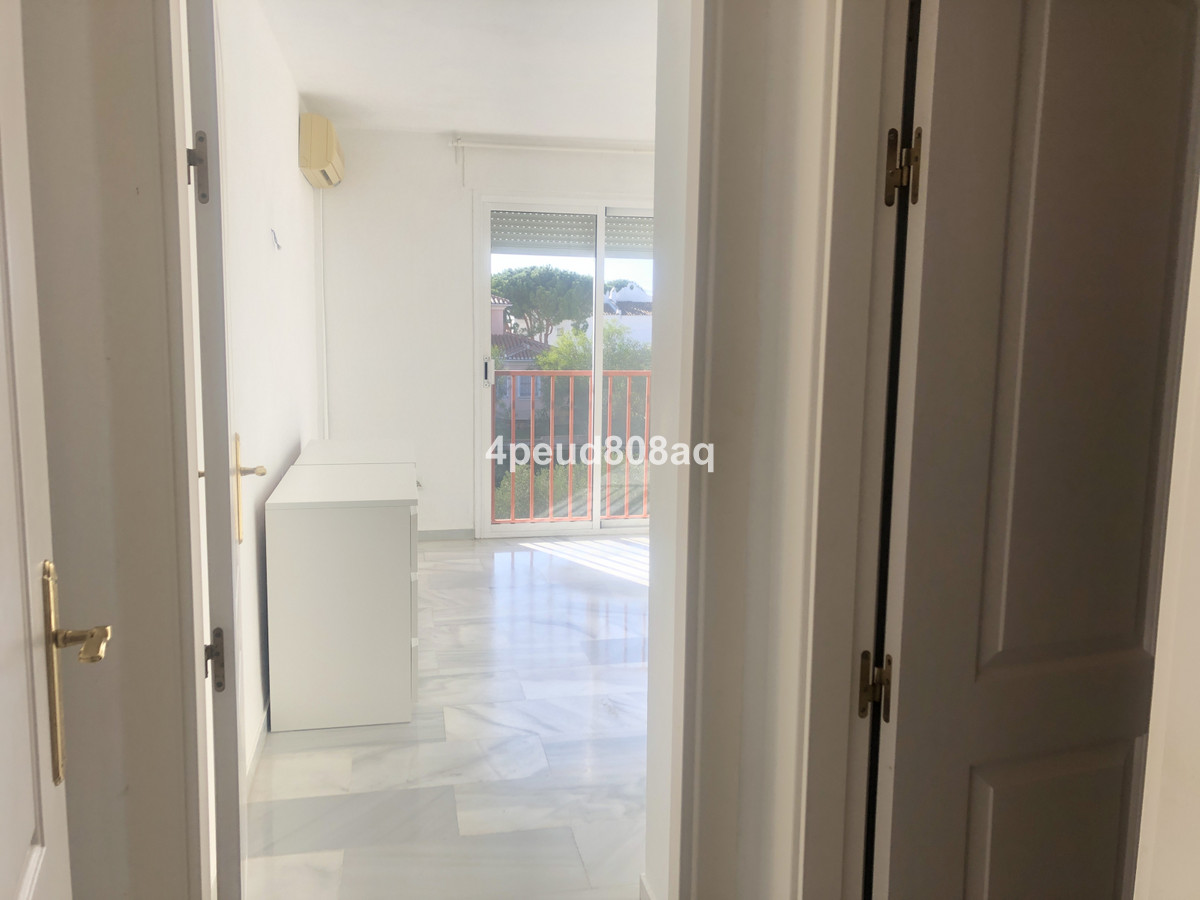 Apartment Penthouse in Reserva de Marbella, Costa del Sol
