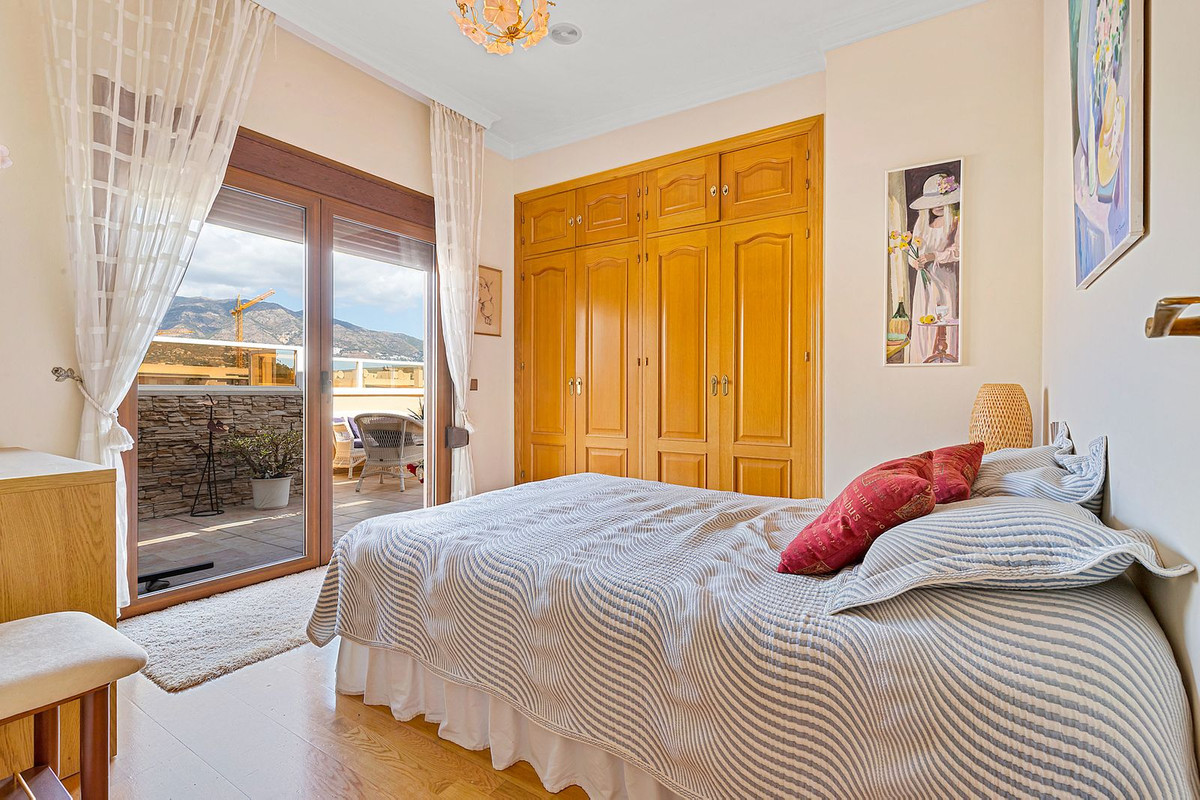 3 bedroom Apartment For Sale in Fuengirola, Málaga - thumb 17