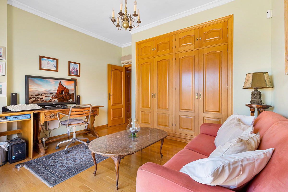 3 bedroom Apartment For Sale in Fuengirola, Málaga - thumb 29