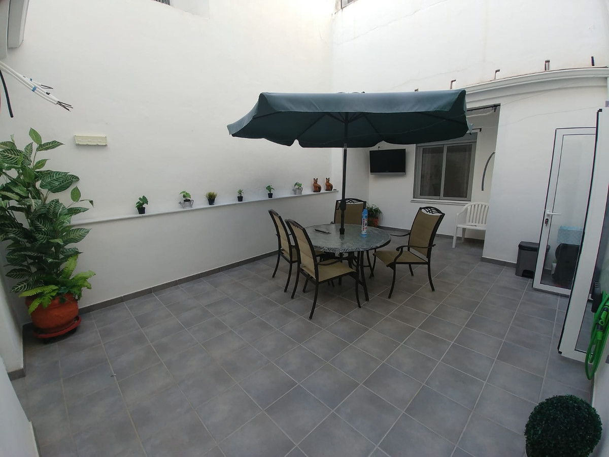 ¡Here is your apartment just a few steps from the Fuengirola Beach!
Right in the centre of Fuengirol, Spain