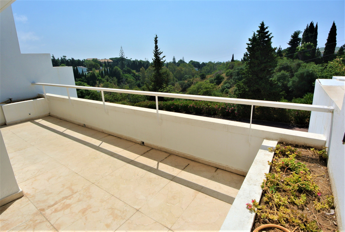 3 bedroom Apartment For Sale in The Golden Mile, Málaga - thumb 15