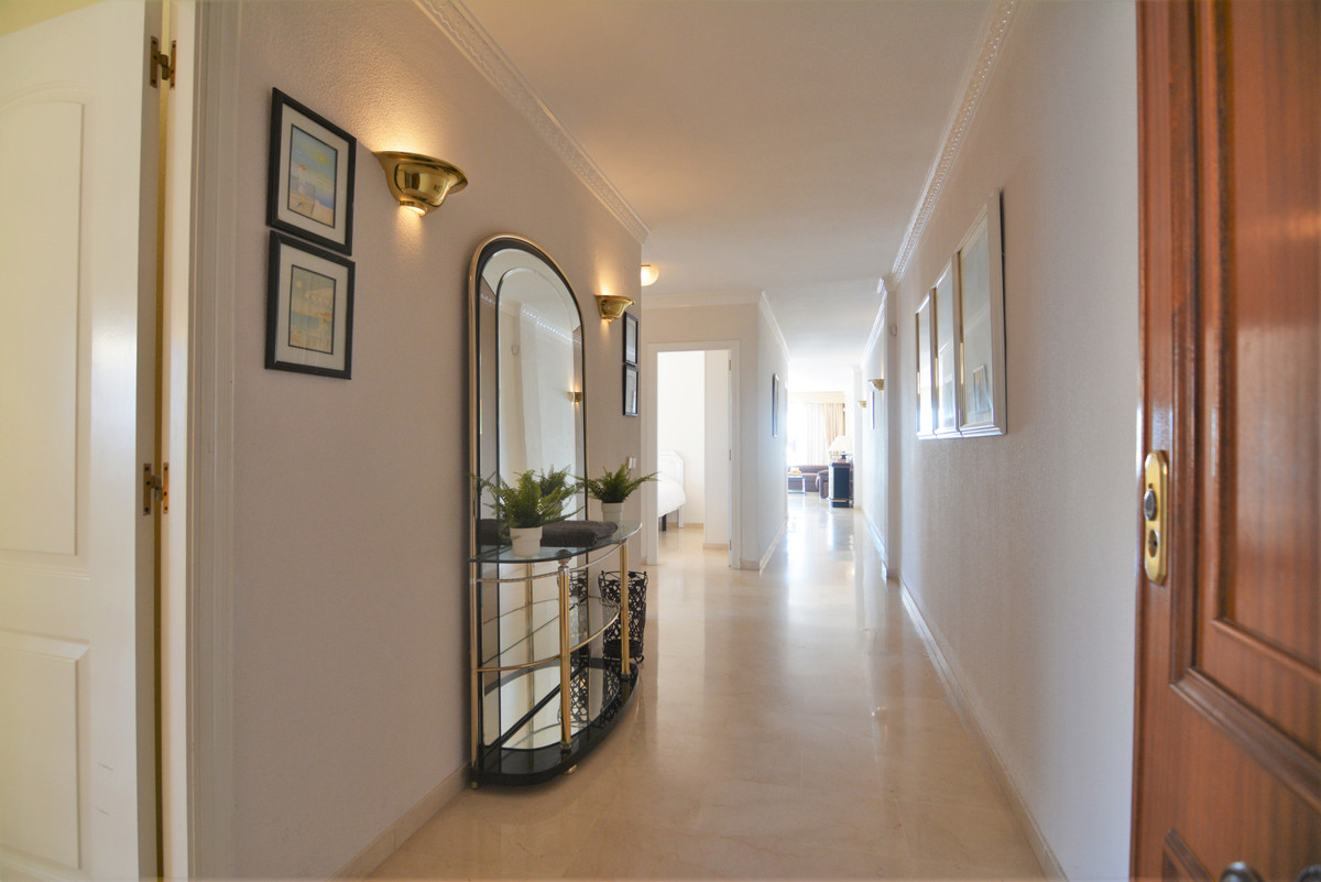 Apartment Penthouse in Carvajal, Costa del Sol
