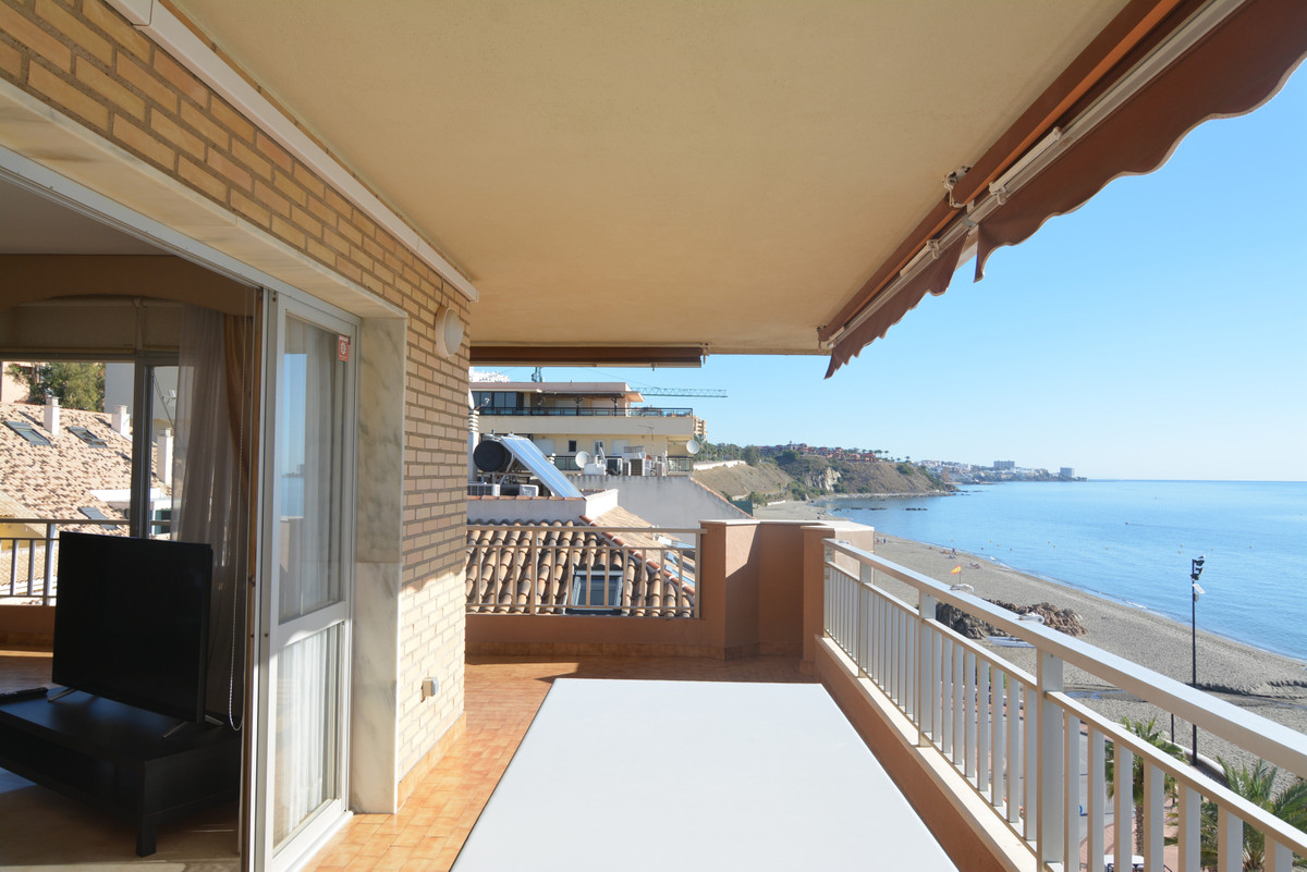 Apartment Penthouse in Carvajal, Costa del Sol
