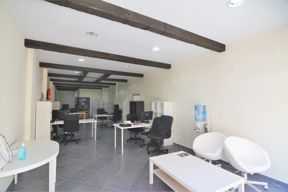 0 bedroom Commercial Property For Sale in Fuengirola, Málaga - thumb 10