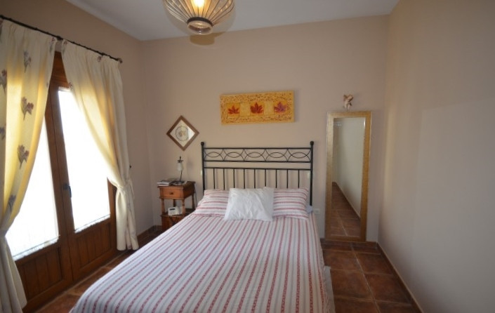 5 bedroom Villa For Sale in Benalmadena Pueblo, Málaga - thumb 5