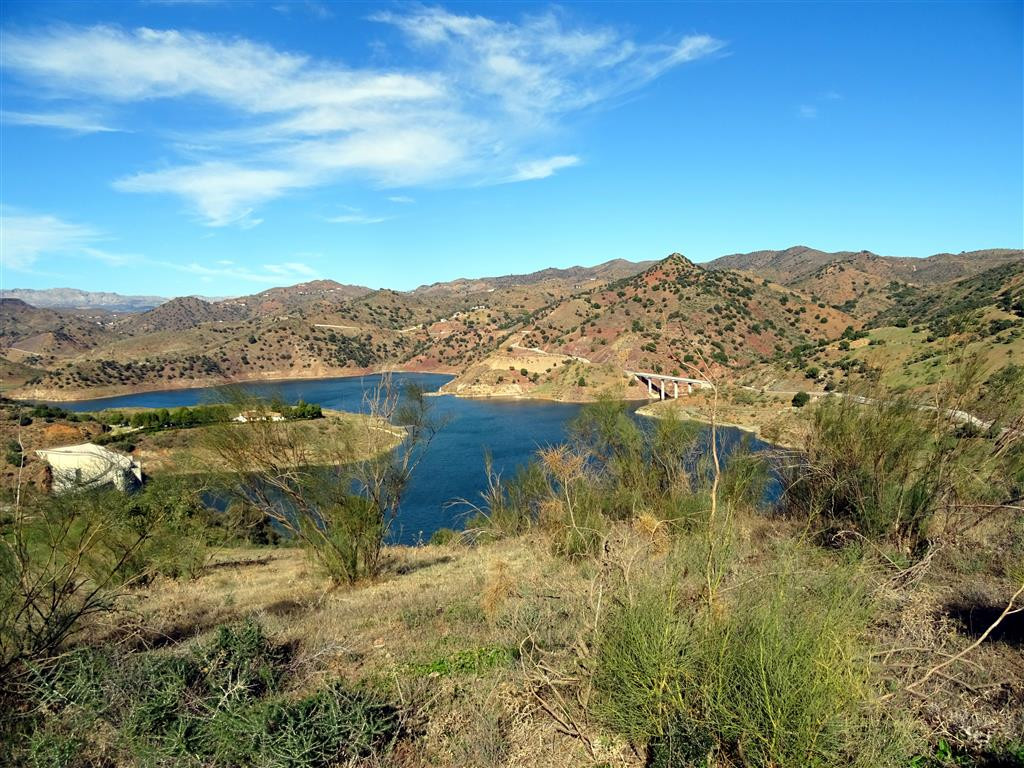 Large plot of land on the border of Almogia and Malaga with beautiful views of the lake., Spain