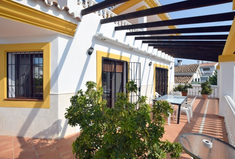 Villa con 6 Dormitorios en Venta San Pedro de Alcántara
