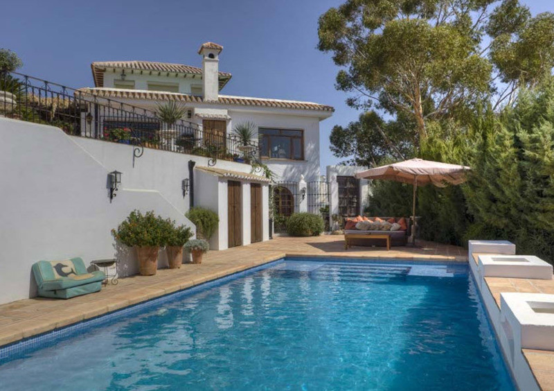 6 bedroom Villa For Sale in Alhaurín el Grande, Málaga - thumb 2