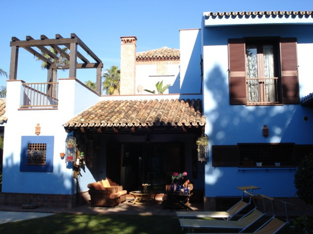 6 bedrooms Villa in Nagüeles